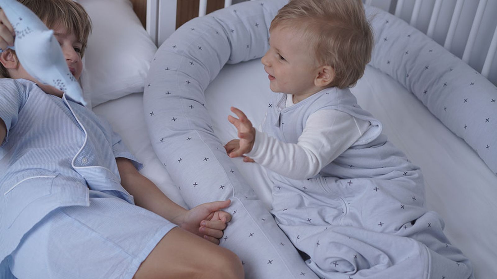 cojín protector gris Petite Marmotte